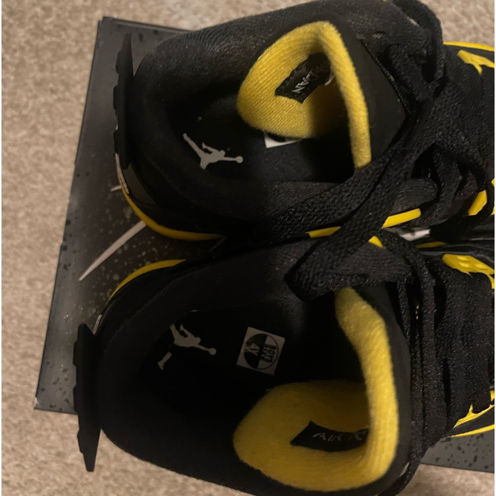 Retro 4 - Picture 4 of 7